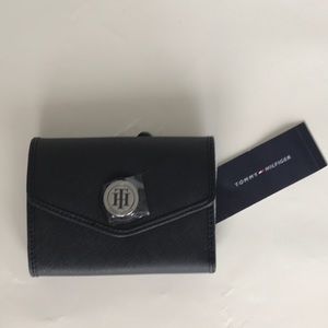 Tommy hilfiger brand black wallet with tags